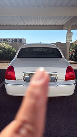 2006 Lincoln Town Car