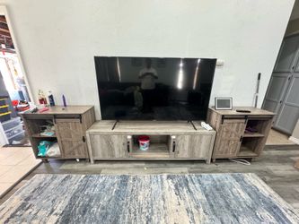3 Piece Entertainment Set