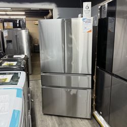 LG- 30 cu. ft. SMART Standard Depth MAX French Door Refrigerator with Internal Water Dispenser in PrintProof Stainless Steel