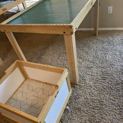 Nilo Lego/train/activity/play table