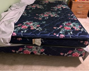 Queen size mirror headboard with mattress.