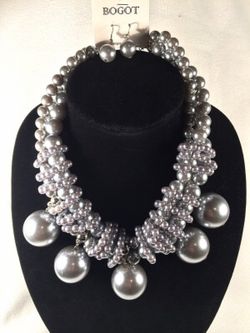 Silver necklace set