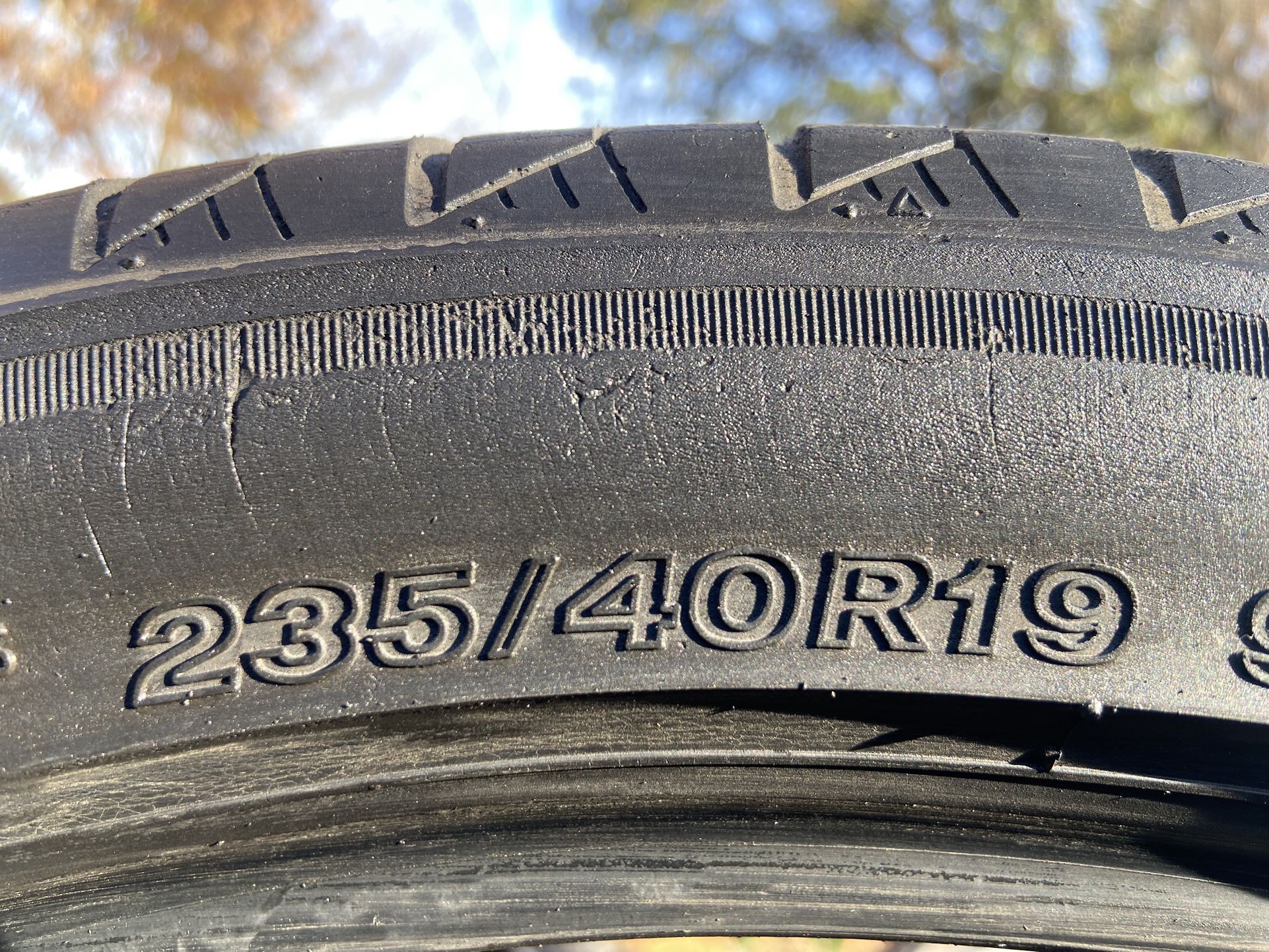 235/40 R19 Bridgestone All Season Tires