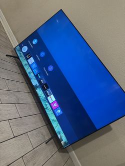 Samsung 70in Smart TV