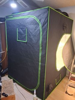 VIVOSUN 5x5x6.5 ft GROW TENT
