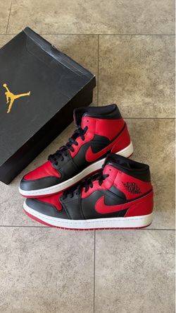 Jordan 1 Mid Banned