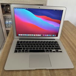 Apple MacBook Air 13” Laptop For Sale Great Condition 