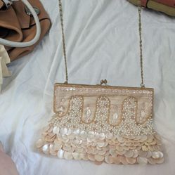 Moyna Shell Clutch