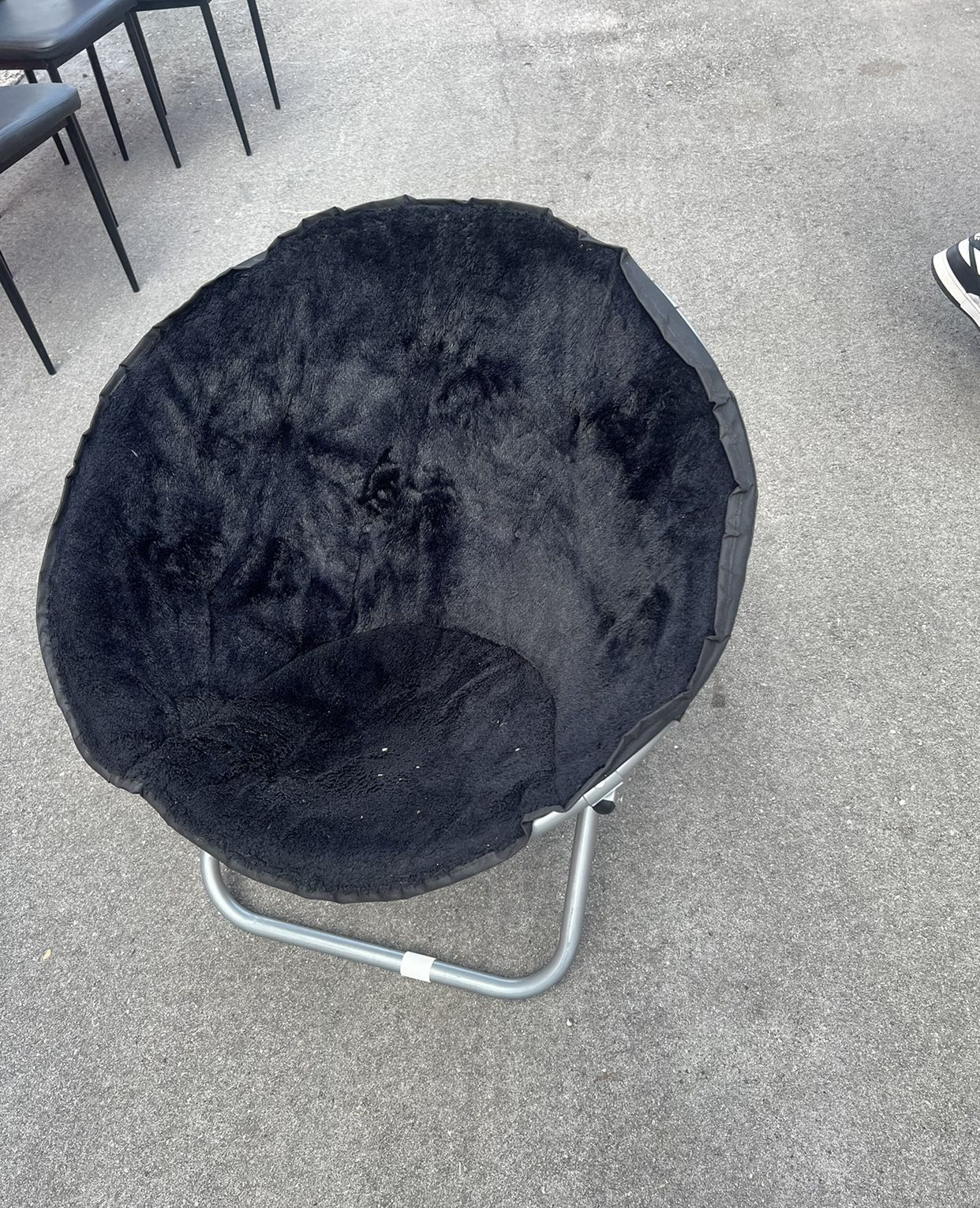 Saucer Chair With Black Faux Fur 