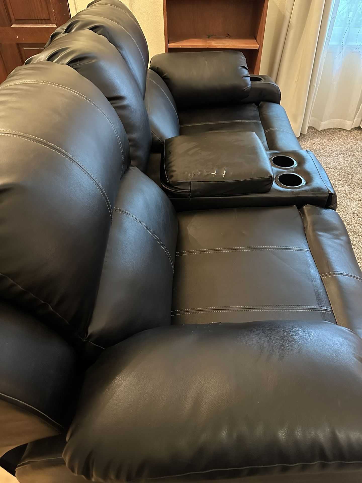 Twin Love Seat POWER Recliners for Sale in Bakersfield, CA OfferUp