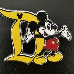 Mickey Mouse 2019 Hidden Mickey D Disneyland 