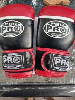 PBS Pro Boxing Gloves 10 oz Red Black