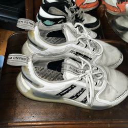 Adidas Sneakers 