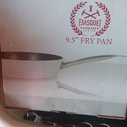 Basquet Hammered Series 9.5" Fry Pan