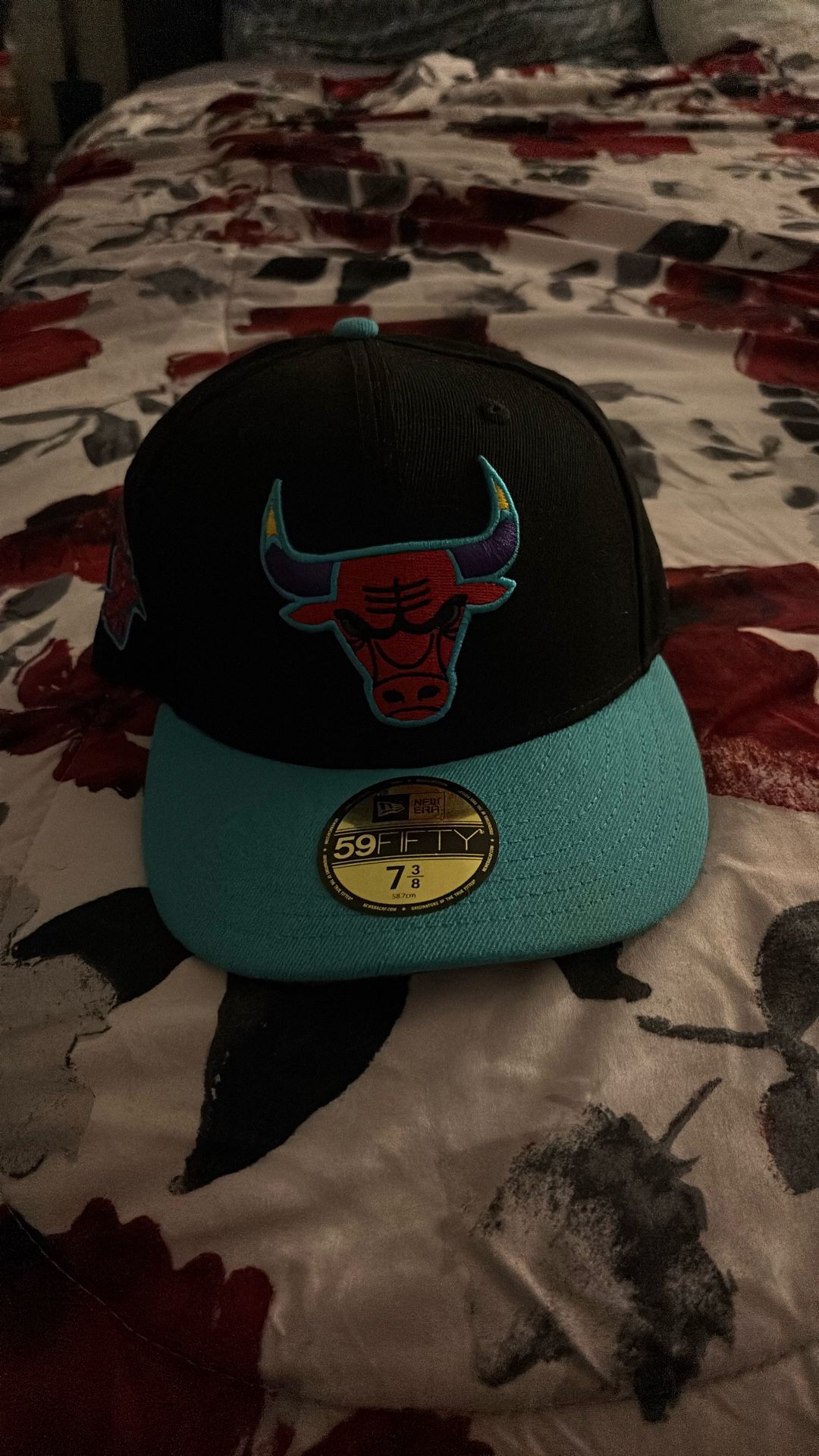 Bulls Fitted
