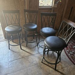 Counter Height Stools 