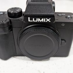 Panasonic Lumix G100 Body Only - Excellent Condition + 3 Batteries