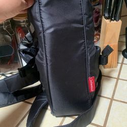 Baby carrier 