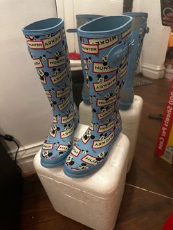 $65 OBO -HUNT- Mickey Mouse collaboration RAIN BOOTS,  BRAND NEW $65.00 OBO