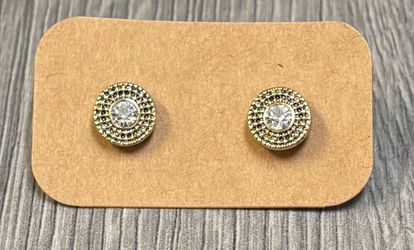 Elegant Detailed Round Earrings