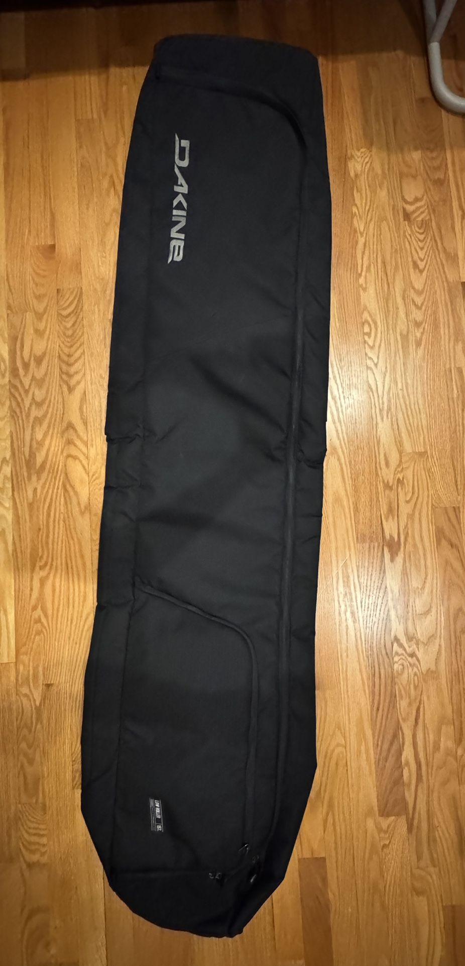 USED 157 Cm Dakine Low Roller Snowboard Bag
