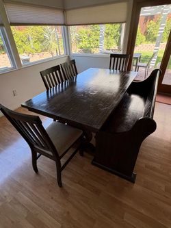 Dining table with extension