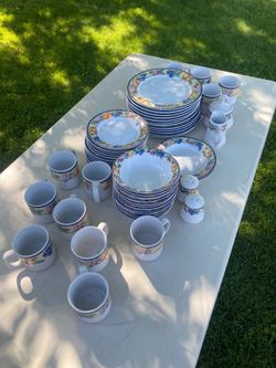 50 piece fruit dinner plates dessert bowls coffee cups and salt and pepper shaker