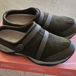 EASY-SPIRIT  EQUINOX Round Toe Slip-on CASUAL MULES