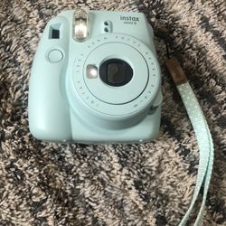Polaroid  Instax Mini 9