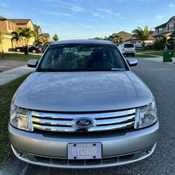 2008 Ford Taurus