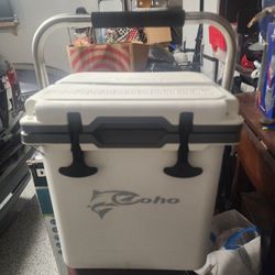 COHO 24-quart Injection Molded Cooler