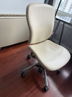 White Leather Chair 