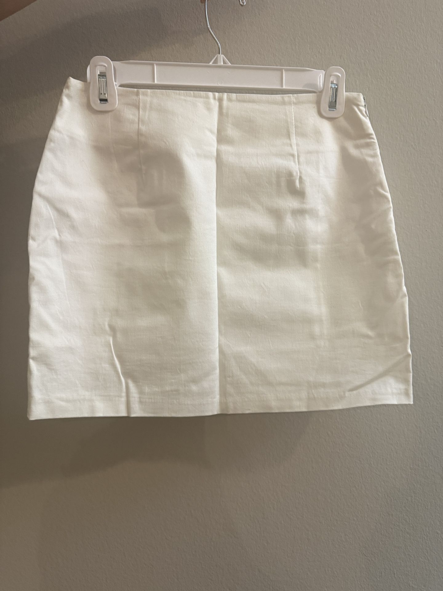 White Mini Skirt (from Korea)