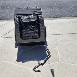 Pet carrier for bicycle 