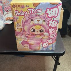 400% Baby Three Hugging Baby Backpack Sealed/New