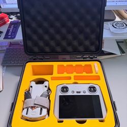 DJI Mini 3 Pro w/DJI RC Remote