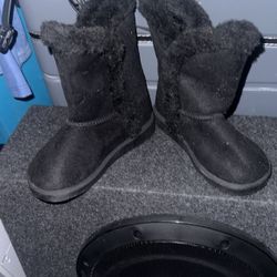 Toddler boots size 7