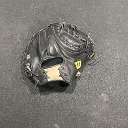 Wilson A2000 Catchers Mitt