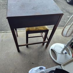End/Side Tables