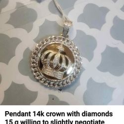 Crown Gold Pendant