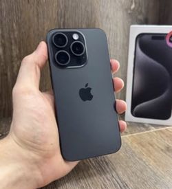 𝚒𝙿𝚑𝚘𝚗𝚎 15 pro 𝚞𝚗𝚕𝚘𝚌𝚔𝚎𝚍 𝚠𝚒𝚝𝚑 𝚠𝚊𝚛𝚛𝚊𝚗𝚝𝚢