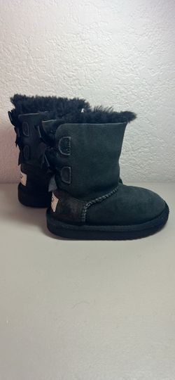 UGG Bailey Bow Toddler Boots size 7