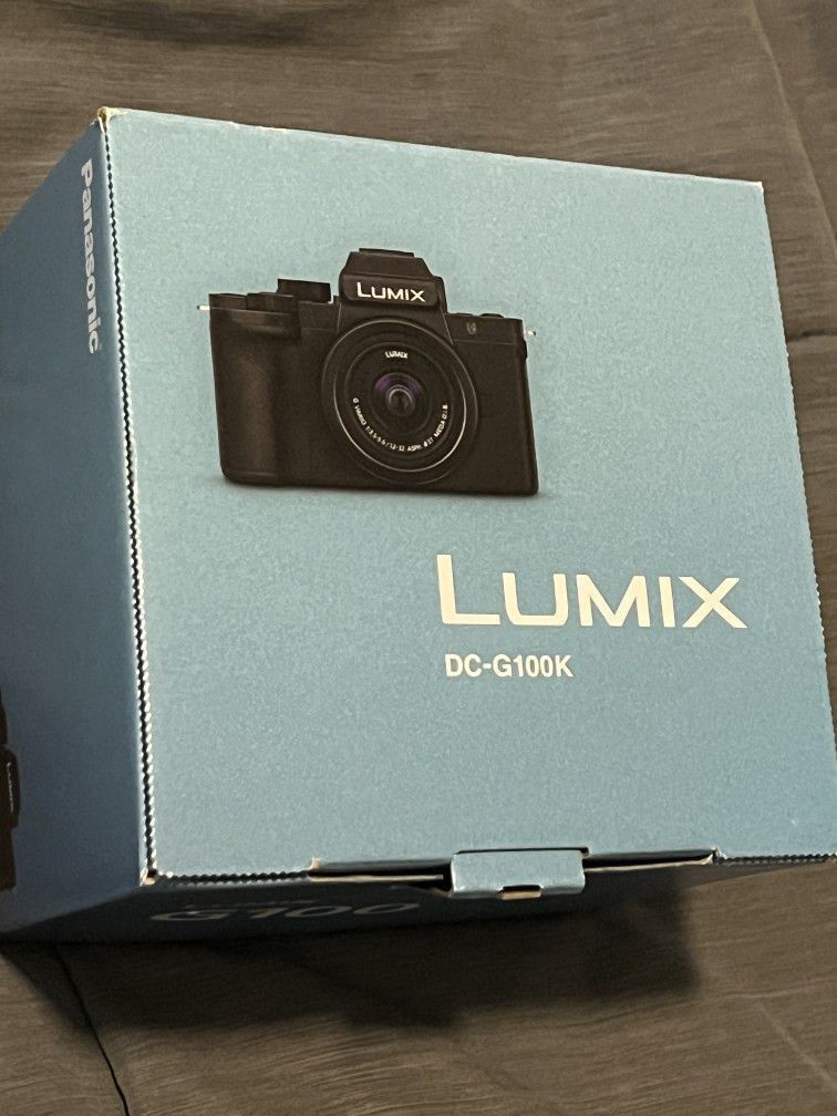 Panasonic - LUMIX G100 Mirrorless Camera for Photo, 4K Video and Vlogging, 12-32mm Lens Black
