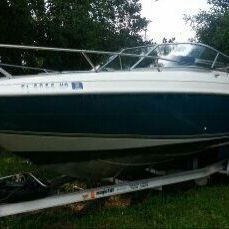97 maxum cuddy 23ft no engine with or without trailer