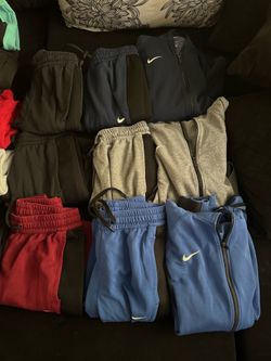 Mostly Nike clothe (Men’s Small few Med)