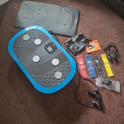 💪 Lifepro Rumblex Plus 4D Vibration Plate – Full Set – Excellent Condition