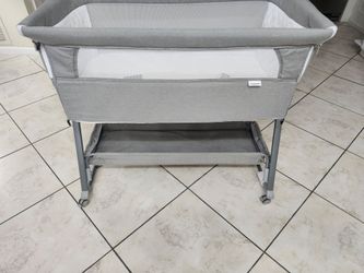 New Baby Bassinet,Bouncer,& Play Area all 3 items  for $ 55.00 -Firm