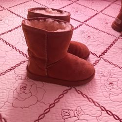 Botas Para Niña En Buenas Condiciones