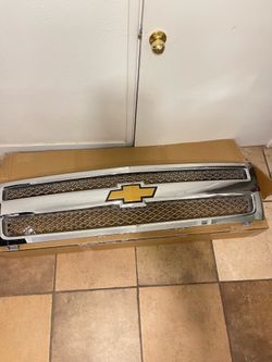 Chevy Silverado grill