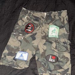 Camp Snoopy Cargos